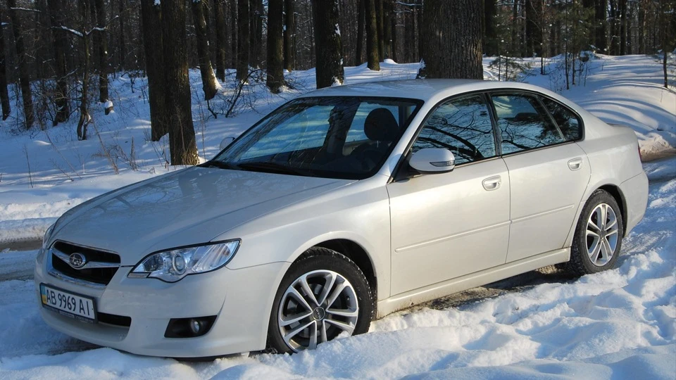 Subaru Legacy 2,5 на палиці 3