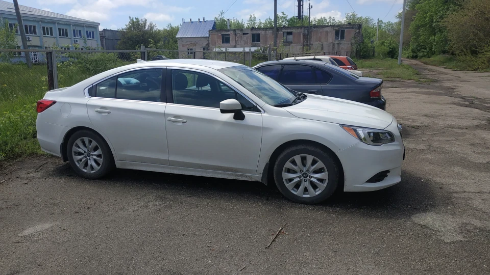Subaru Legacy 2.5 Premium USA