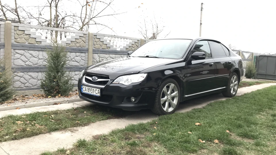 Subaru Legacy 2.5