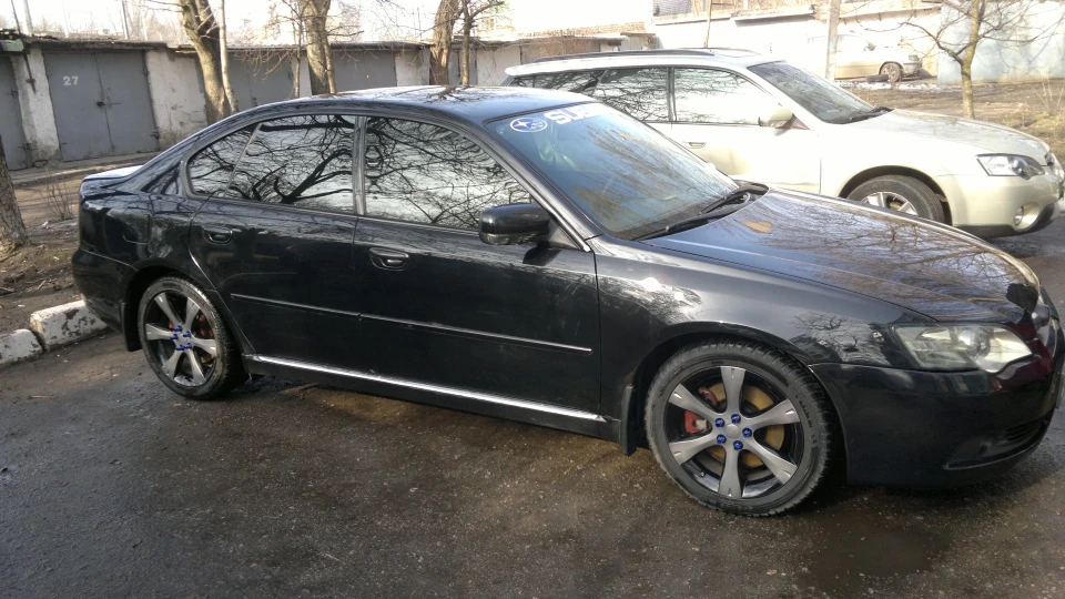 Subaru Legacy 3.0 AT 5