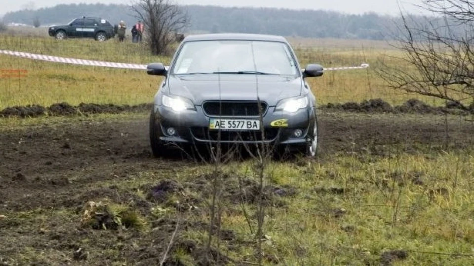 Subaru Legacy 3.0 на палиці ) 5