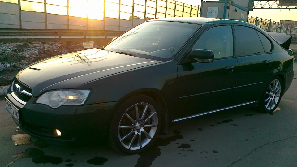 Subaru Legacy 3.0 2