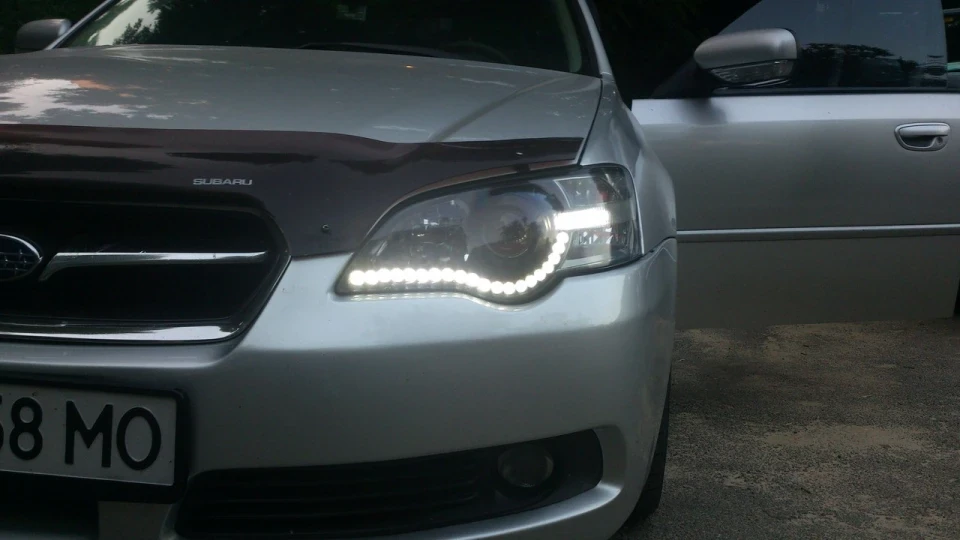 Subaru Legacy 3.0 5