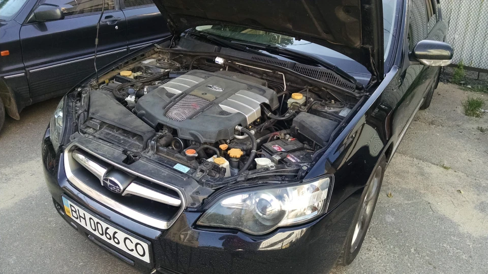 Subaru Legacy 3.0R 4WD AKPP