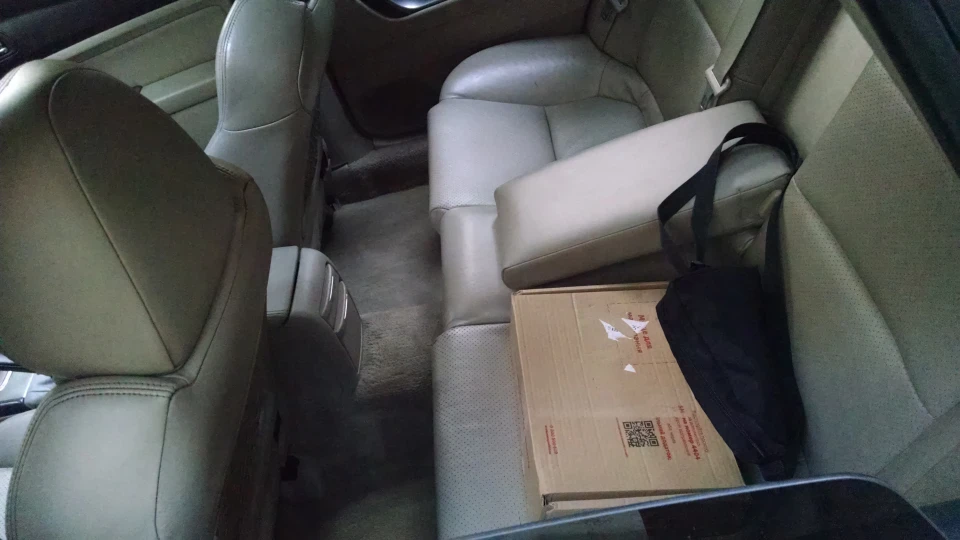 Subaru Legacy 3.0R 4WD AKPP 5