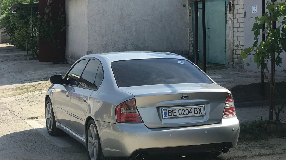 Subaru Legacy 3.0R 5AT 5