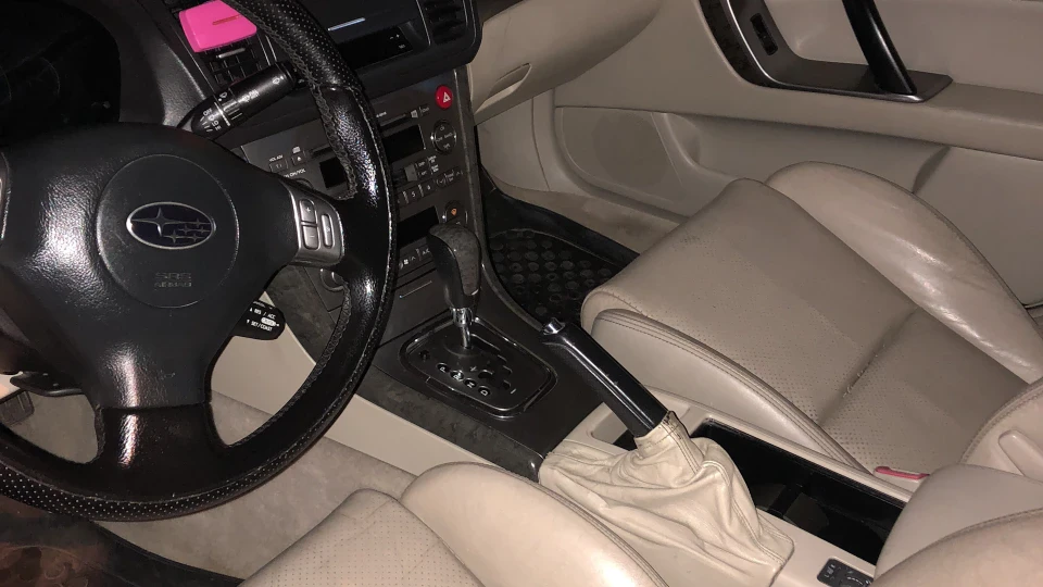 Subaru Legacy 3.0R specB Лухури 2