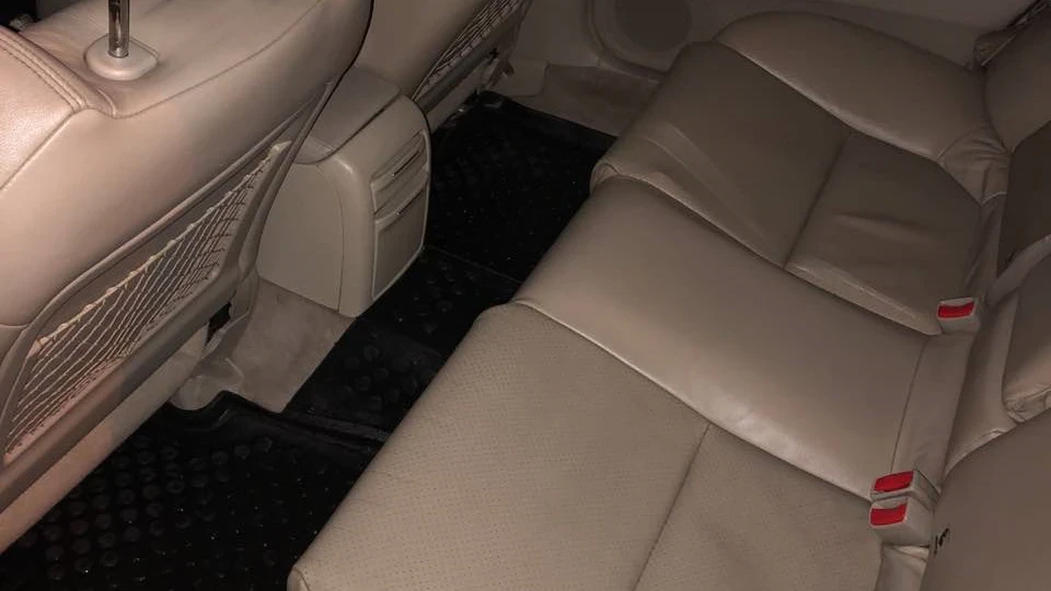 Subaru Legacy 3.0R specB Лухури 4