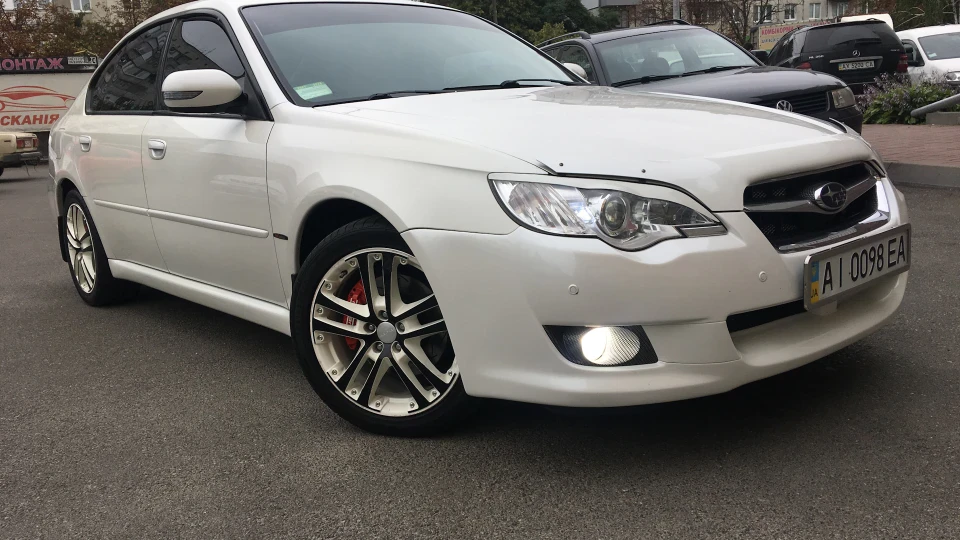 Subaru Legacy Біла ЛИСИЧКА 4