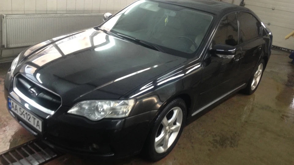Subaru Legacy EZ30 2