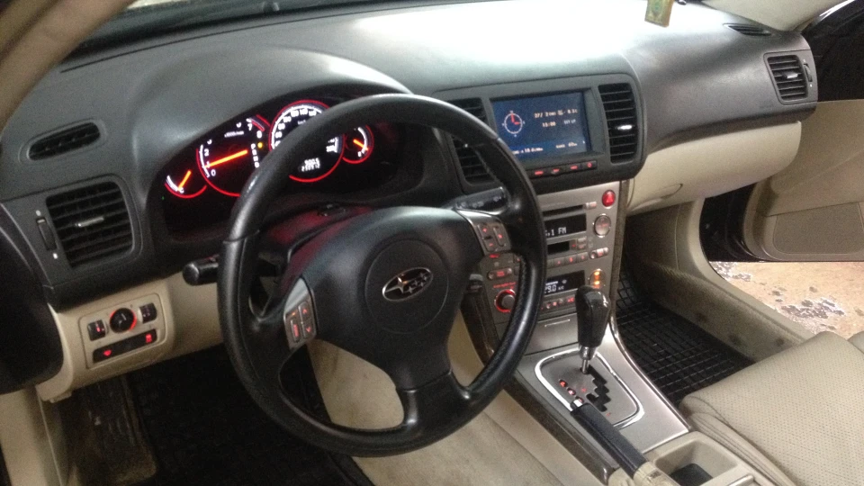 Subaru Legacy EZ30 5