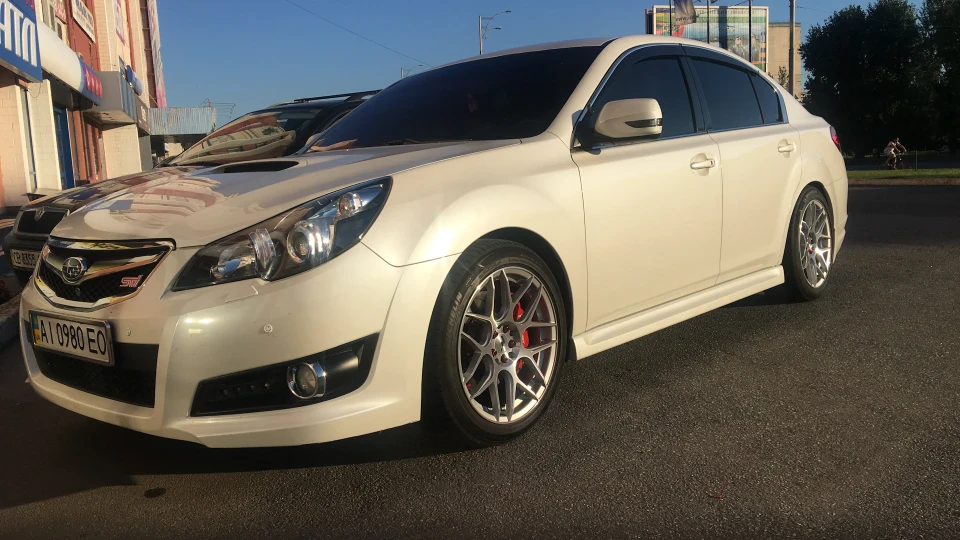Subaru Legacy GT