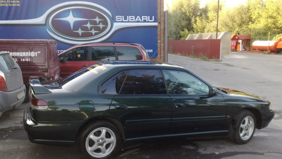 Субару Легасі люкс 3