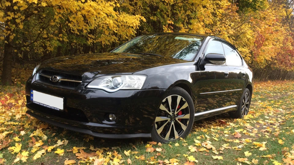 Subaru Legacy Obsidian Black 3