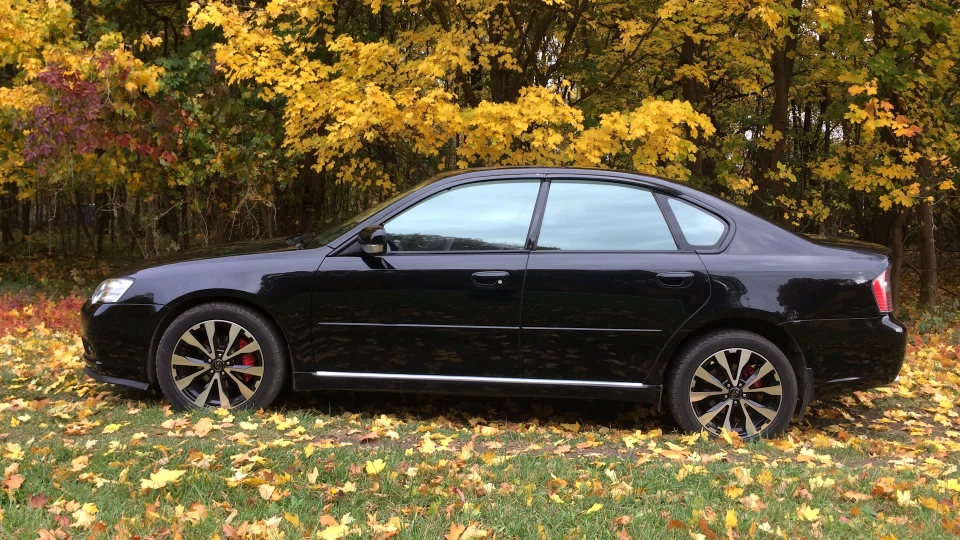 Subaru Legacy Obsidian Black 5