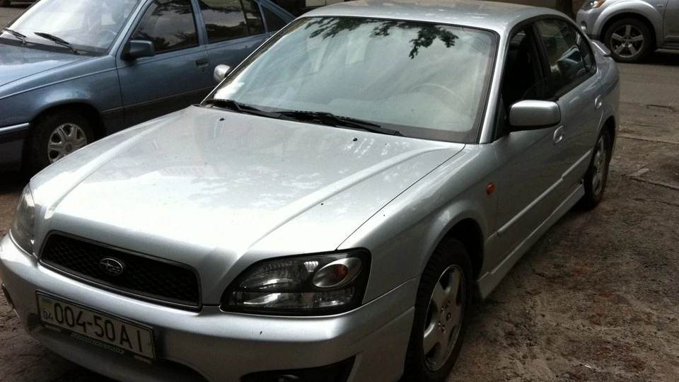 Subaru Legacy Срібляста 2.0GL 5