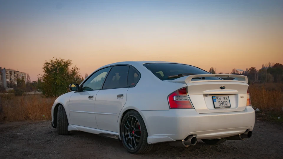 Subaru Legacy Spec.B 3