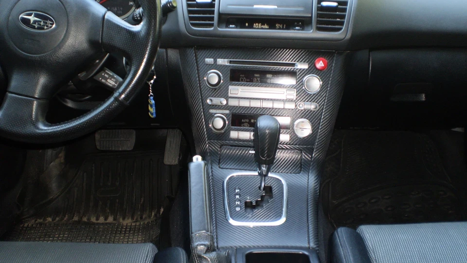 Subaru Legacy SRIBNA PERLYNA 5