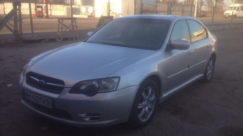 Subaru Legacy стихія поворотів