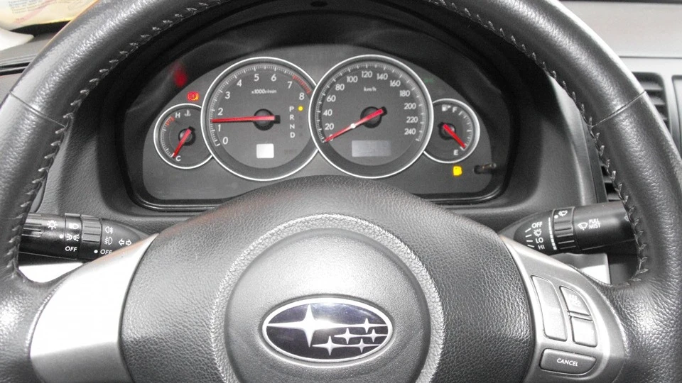 Subaru Legacy Subarus 2