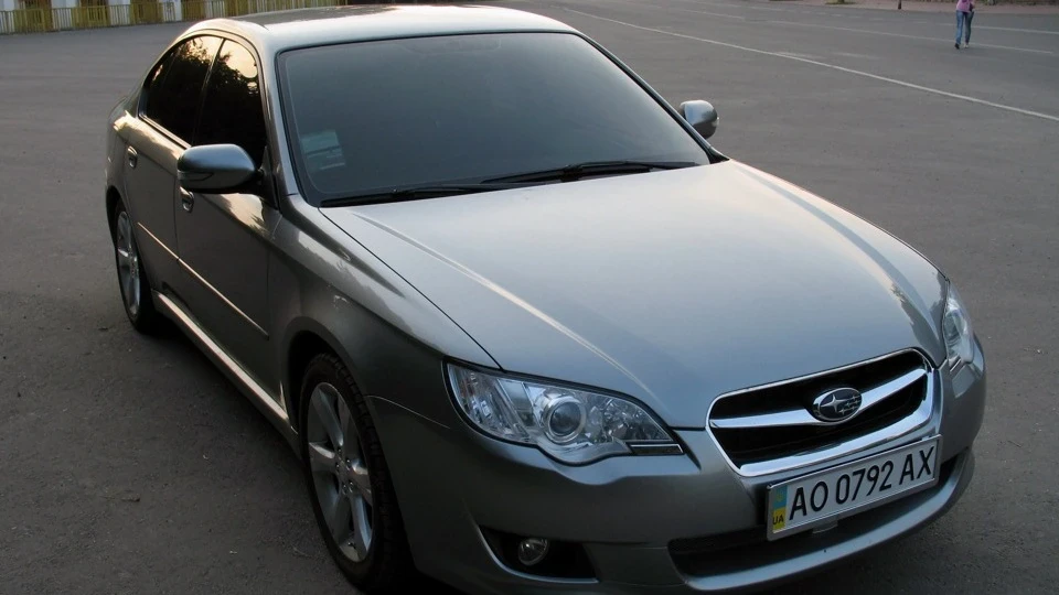 Subaru Legacy wtf? 2.0R スバル 3