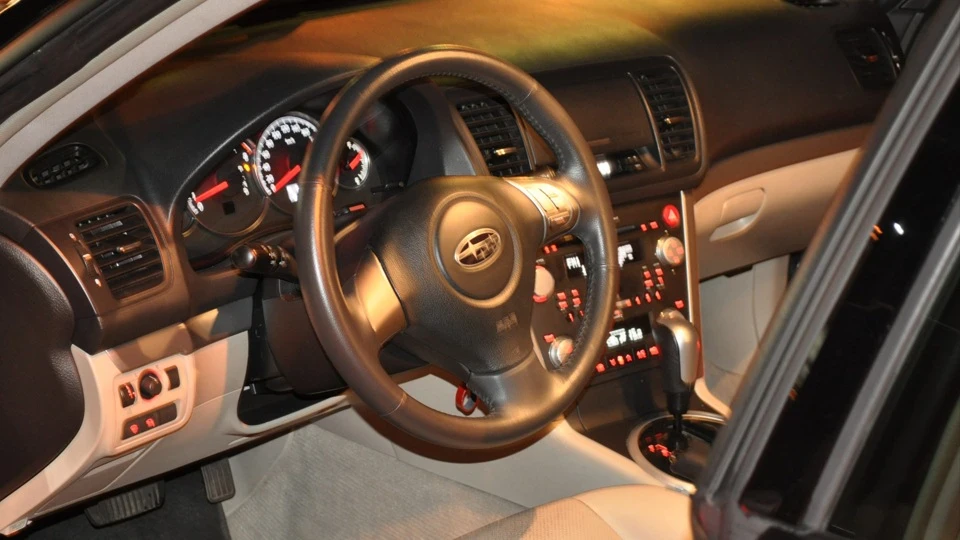 Subaru Legacy ХИЩЕННИК 2