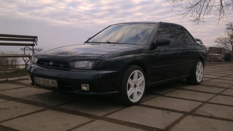Subaru Legacy Хижий звір R19 2