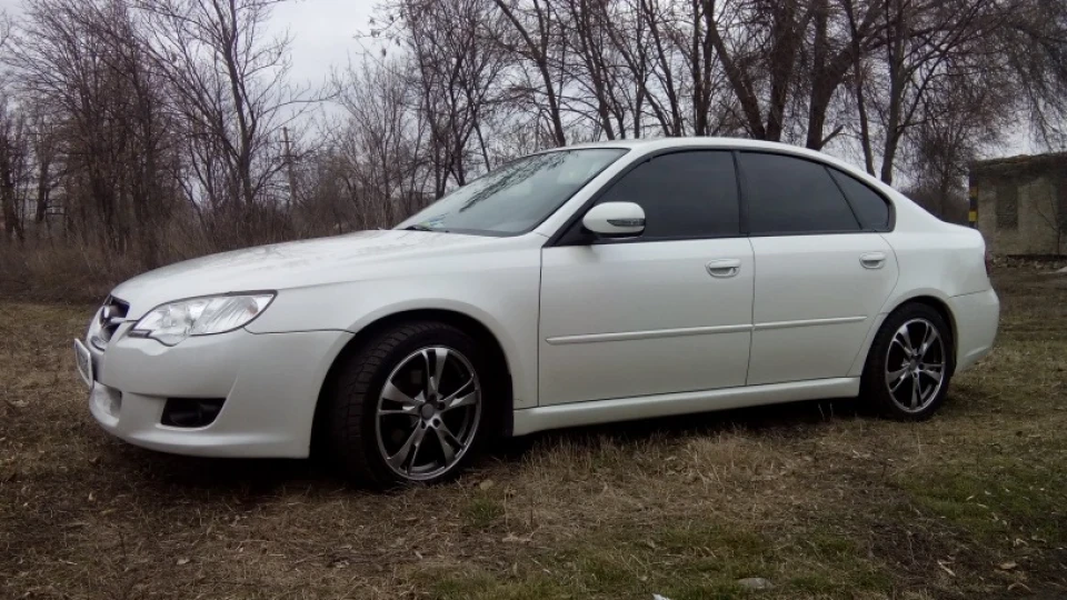 Subaru Legacy перлина 5