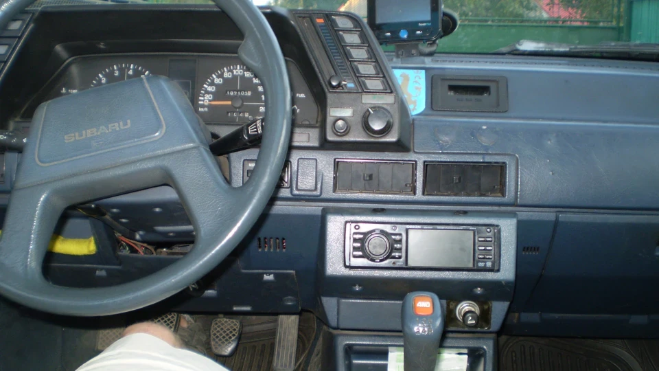 Subaru Leone 2