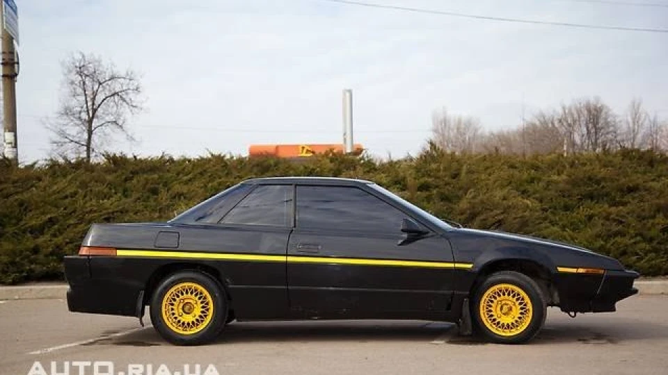 Subaru Leone
