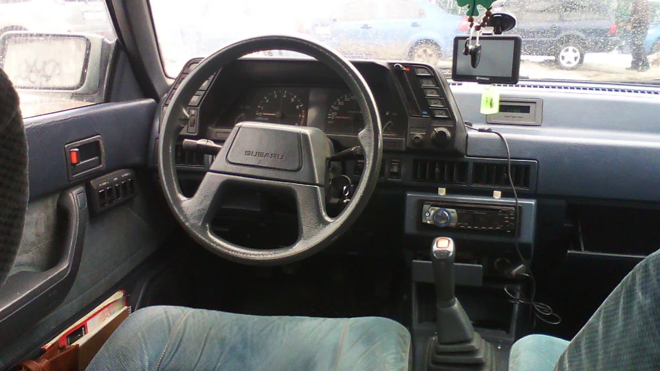 Subaru Leone