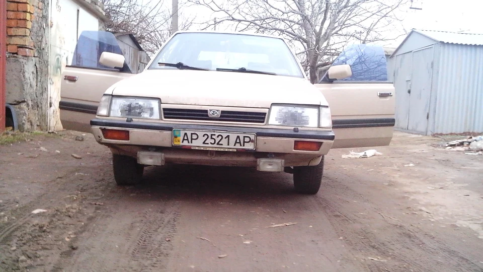 Subaru Leone PHANTOM 2 3