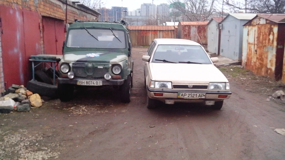 Subaru Leone PHANTOM 2 4