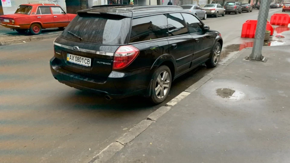 Subaru Outback 2