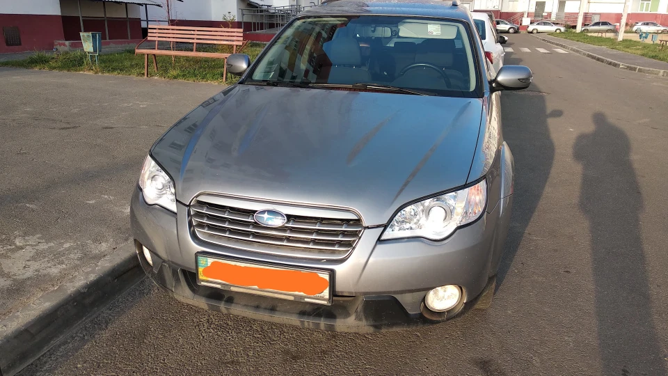 Subaru Outback 2,5 атмо 4