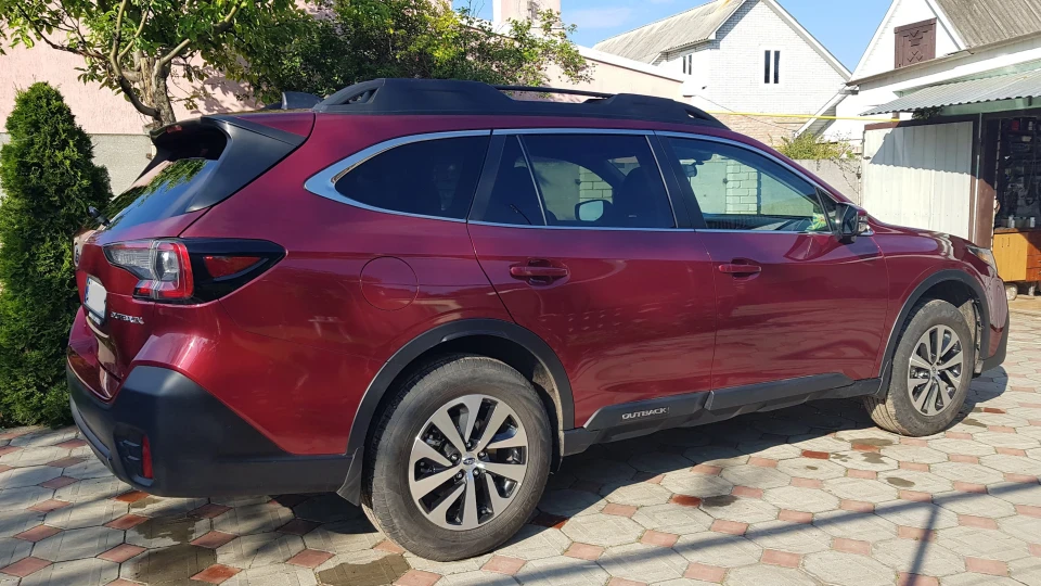 Subaru Outback 2,5 CVT Premium 4