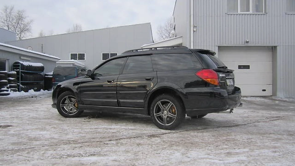 Subaru Outback 2.5 TURBO 2