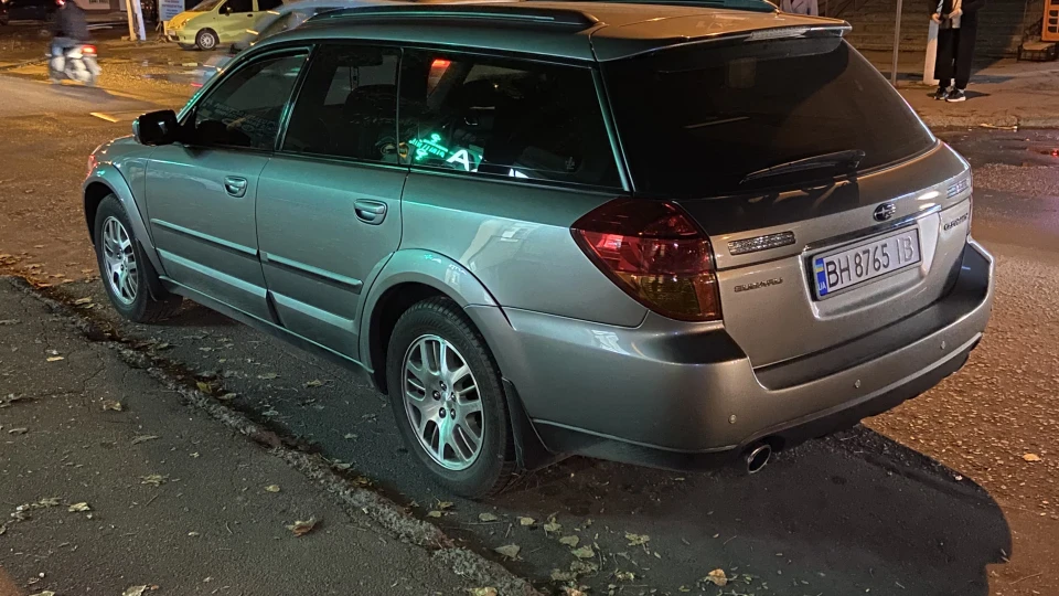 Subaru Outback 2.5 3