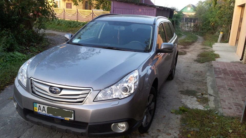 Subaru Outback 2.5 5