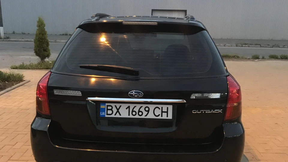 Subaru Outback 2.5 3