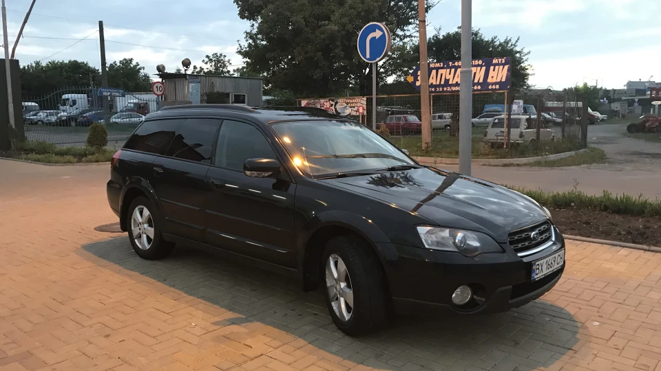 Subaru Outback 2.5 5