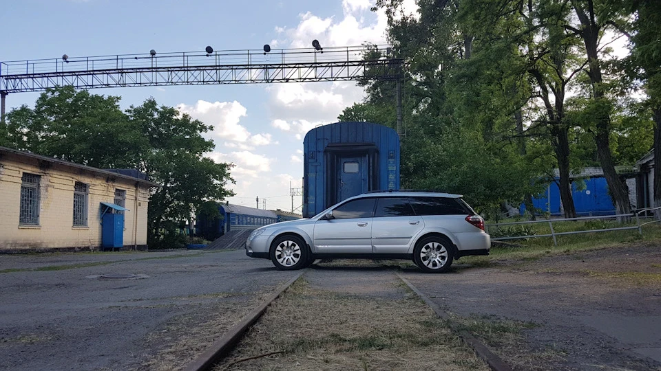 Subaru Outback 3.0 245^()Grey Franks()^