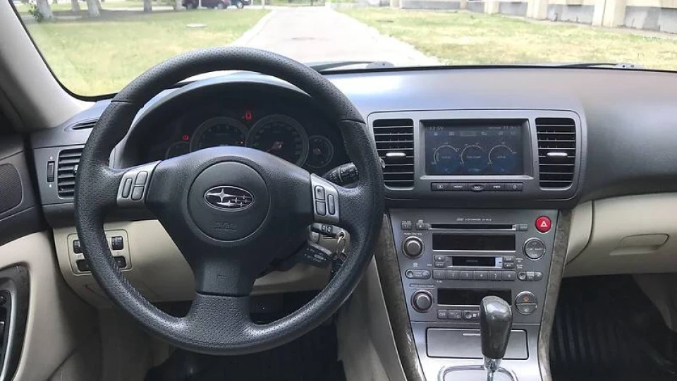 Subaru Outback 3.0 H6 2