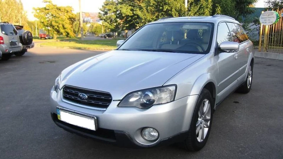 Subaru Outback 3.0 R