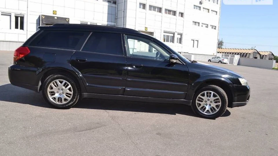 Subaru Outback 3.0 2