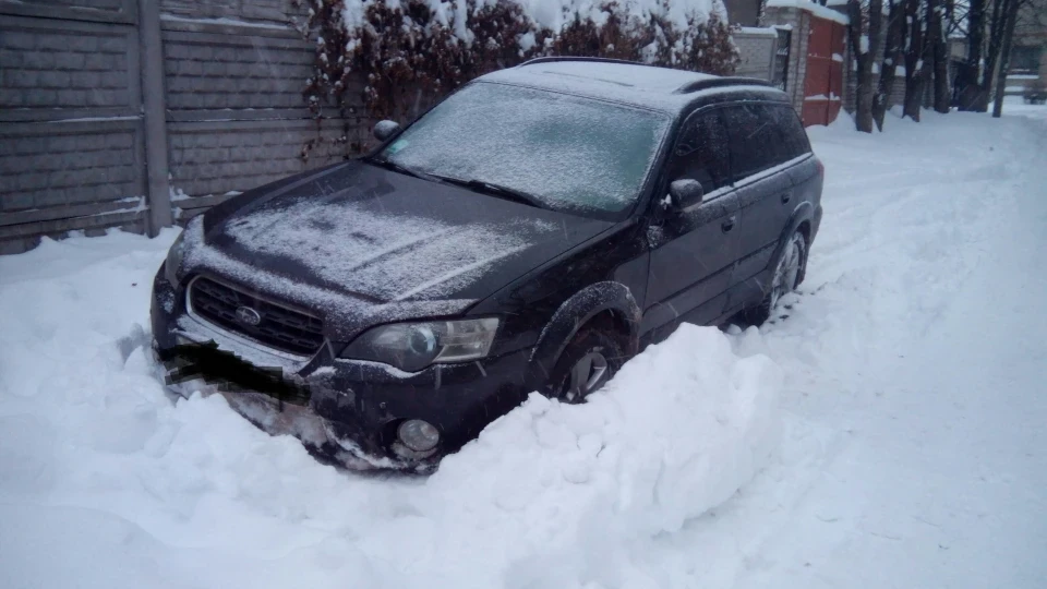 Subaru Outback 3.0 5