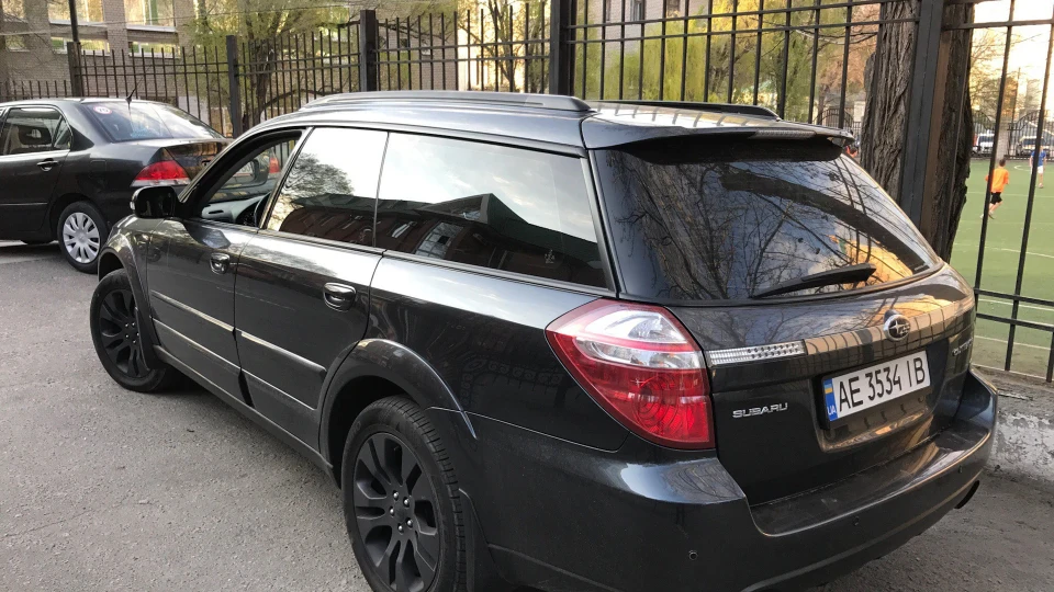 Subaru Outback 3.0R
