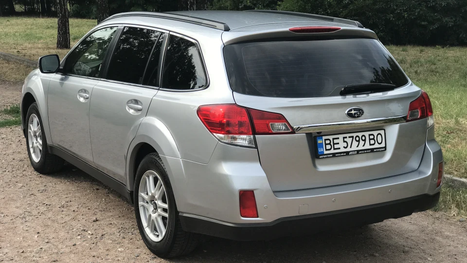 Subaru Outback Бензин/Газ 2