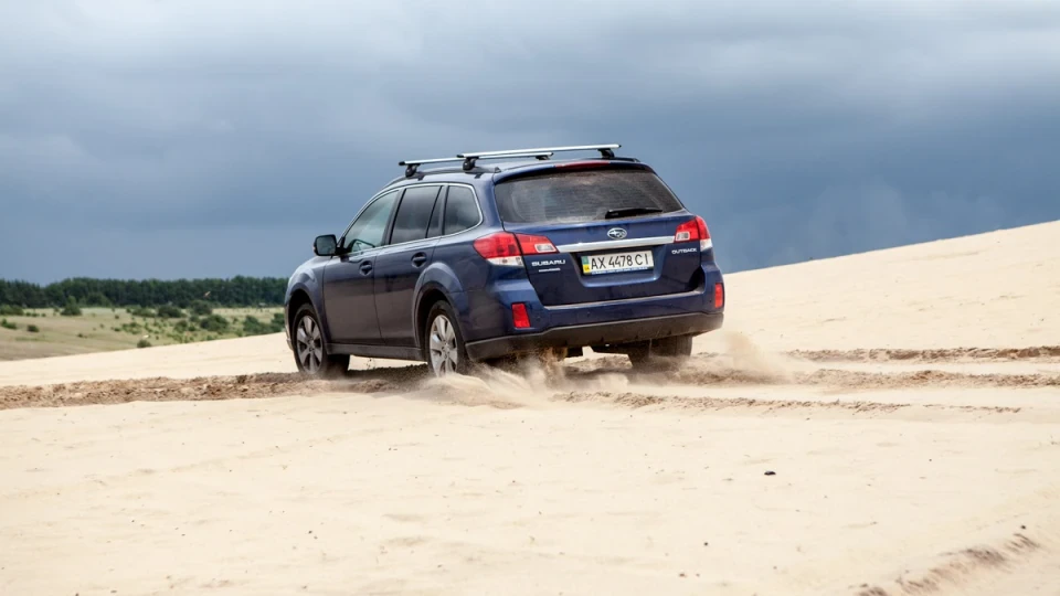 Subaru Outback .blue like sea 2
