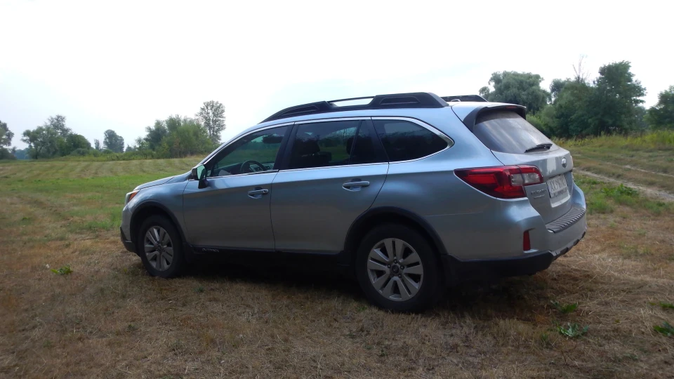 Subaru Outback BS Батько Зубарій 2